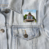 Badge Carré 5 Cm Pineapple Fountain à Charleston (En situation)