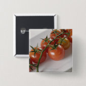 Badge Carré 5 Cm Plan rapproché des tomates sur un plateau (Devant & derrière)