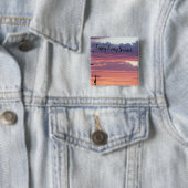 Badge Carré 5 Cm Profitez De Chaque Coucher De Soleil (En situation)