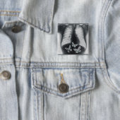 Badge Carré 5 Cm Rayon X des papillons dans l'estomac (En situation)