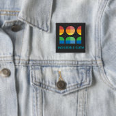 BADGE CARRÉ 5 CM RAYONNER DE FIERTE (En situation)