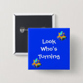 Badge Carré 5 Cm Regardez qui atteint 6 ans (Devant & derrière)