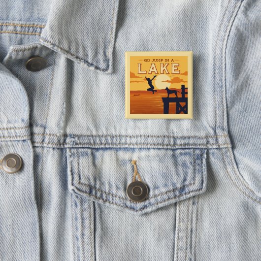 Badge Carré 5 Cm Sauter Sur Un Lac (En situation)