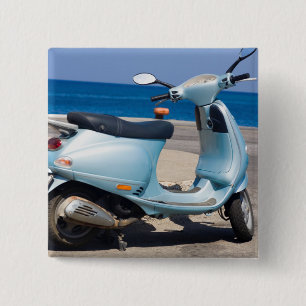 Badge Carré 5 Cm Scooter sur la plage Ephesus, Turquie