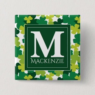 Badge Carré 5 Cm Shamrocks décorés d'un monogramme du jour de St