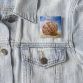 Badge Carré 5 Cm Shell étayé dans le sable (En situation)