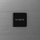 Badge Carré 5 Cm Simple Black Custom Ajouter Votre Nom Bouton Éléga<br><div class="desc">Simple Black Custom Ajouter votre nom Design élégant pour tout le monde.</div>