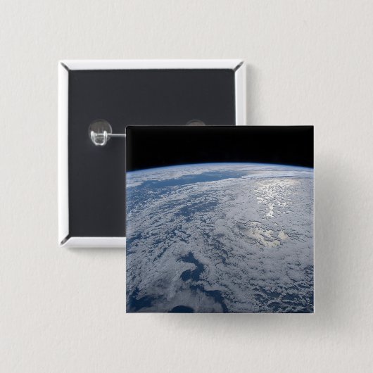 Badge Carré 5 Cm Soleil Brillant Sur L'Océan Pacifique Sud. (Devant & derrière)