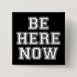 Badge Carré 5 Cm Soyez ici