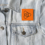 Badge Carré 5 Cm Symbole de l'énergie atomique Science et technolog<br><div class="desc">Faites une déclaration avec ce bouton d'énergie atomique avec un atome noir audacieux et un éclair sur un arrière - plan orange vif. Ce design accrocheur est parfait pour les sacs à dos, vestes, manteaux de laboratoire ou lanières. Idéal pour les passionnés de science, les étudiants, les enseignants ou toute...</div>