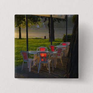 Badge Carré 5 Cm Table à manger et chaises au bord du Danube,