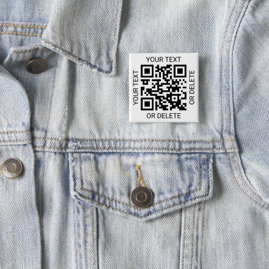 Badge Carré 5 Cm Téléchargez votre code QR Simple Website ou applic (En situation)