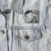 Badge Carré 5 Cm Tempête tropicale Emilia (En situation)