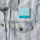 Badge Carré 5 Cm Tendance Crayon Turquoise Chevron Zigzags Avec Nom (En situation)