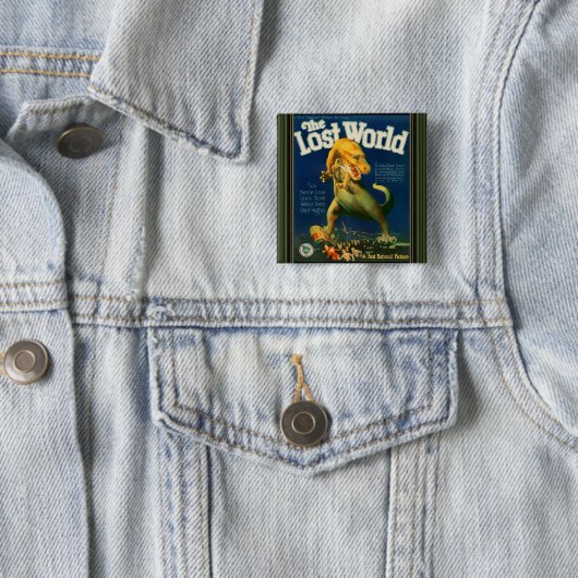 Badge Carré 5 Cm The Lost World Button (En situation)