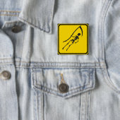 Badge Carré 5 Cm Traversée de faucheuses ! (En situation)