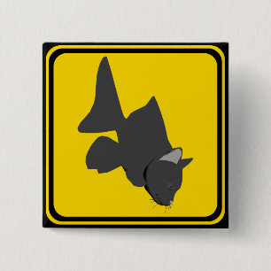 Badge Carré 5 Cm Traversée de poisson-chat !