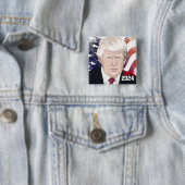 Badge Carré 5 Cm Trump 2024 (En situation)