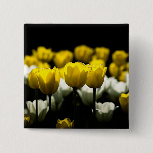 Badge Carré 5 Cm Tulipes Jaune Et Blanc
