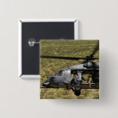 Badge Carré 5 Cm Un HH-60 Pave Hawk survole le désert (Devant & derrière)