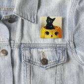 Badge Carré 5 Cm Un joyeux Haloween Kitten (En situation)