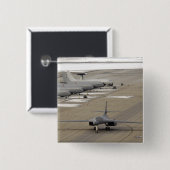 Badge Carré 5 Cm Un Lancer B-1B arrive à la base aérienne d'Eielson (Devant & derrière)