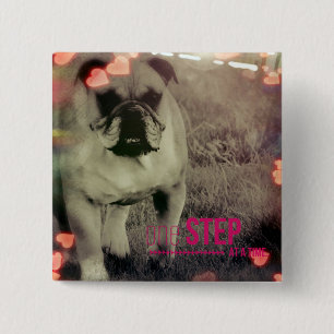 Badge Carré 5 Cm Un pas à la fois, Bulldog