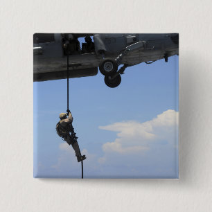 Badge Carré 5 Cm Un technicien explosif de disposition d'ordonnance