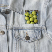 Badge Carré 5 Cm Une assiette fraîche de Figues méditerranéennes (En situation)