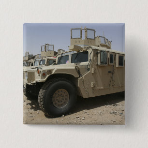 Badge Carré 5 Cm Une rangée des humvees des militaires Polic de