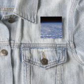 Badge Carré 5 Cm Une vue oblique de l'atmosphère terrestre (En situation)
