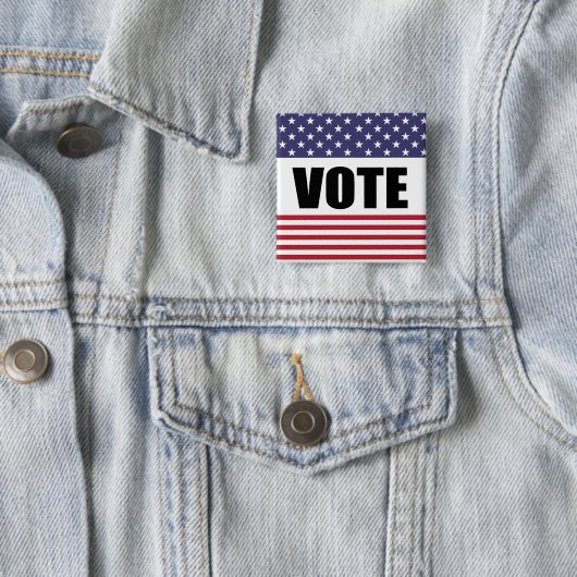 BADGE CARRÉ 5 CM VOTER (En situation)