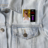 Badge Carré 5 Cm Votez-moi pour Prom Queen (Purple) (En situation)