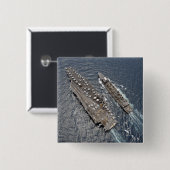 Badge Carré 5 Cm Vue aérienne du porte-avions USS Ronald Reag (Devant & derrière)