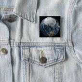 Badge Carré 5 Cm Vue de la Terre 2 (En situation)
