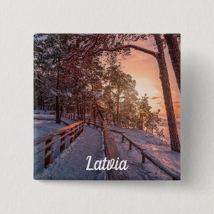 Badge Carré 5 Cm Winter sunset in pine forest near sea
