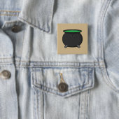Badge Carré 5 Cm Witch Cauldron (En situation)