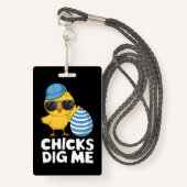 Badge Chasse aux oeufs amusante de Pâques (Devant avec lanière)