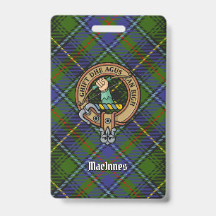 Badge Clan MacInnes Crest sur Tartan