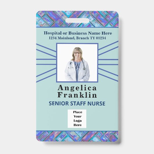 Badge Code de la barre photo de l'employé de l'hôpital L (Avant)