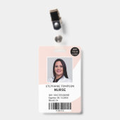 Badge Code de logo de photo d'infirmière rose éditable p (Avant avec clip)