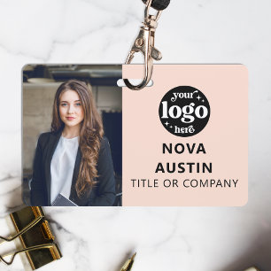 Badge Code photo de l'employé rose avec code QR Logo d'e