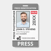 Badge Code QR de la carte de presse grise et logo (Avant)