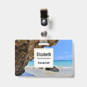 Badge Côte de plage tropicale avec un gros rocher (Avant avec clip)