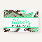 Badge coups de menthe et de chocolat BIBRARY HALL PASS (Devant)