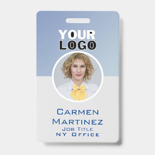 Badge de sécurité d'entreprise avec code-barres et (Avant)