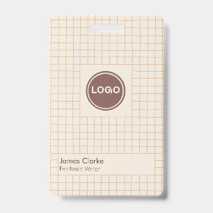 Badge Délicieuse crémeuse Brown À damiers Motif avec log