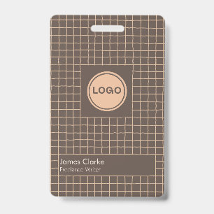 Badge Delicy Brown Creamy À damiers Motif avec logo