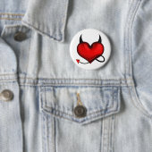 Badge devil heart (En situation)