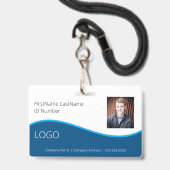 Badge d'ID professionnel de l'employé avec code ba (Avant avec lanière)